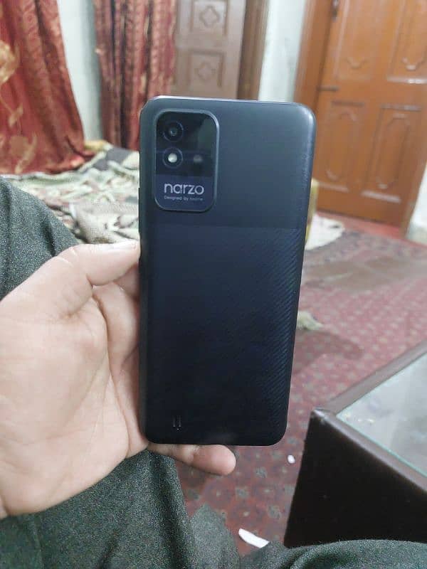 REALME 4/64 2