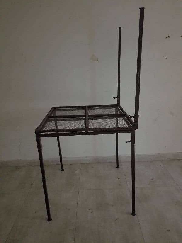 Iron folding table urgent sale 3