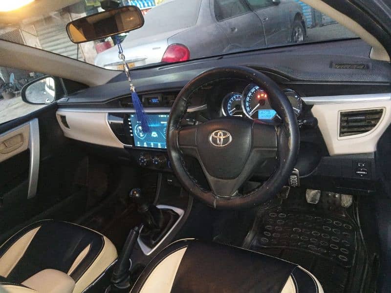 Toyota Corolla GLI 2015 6