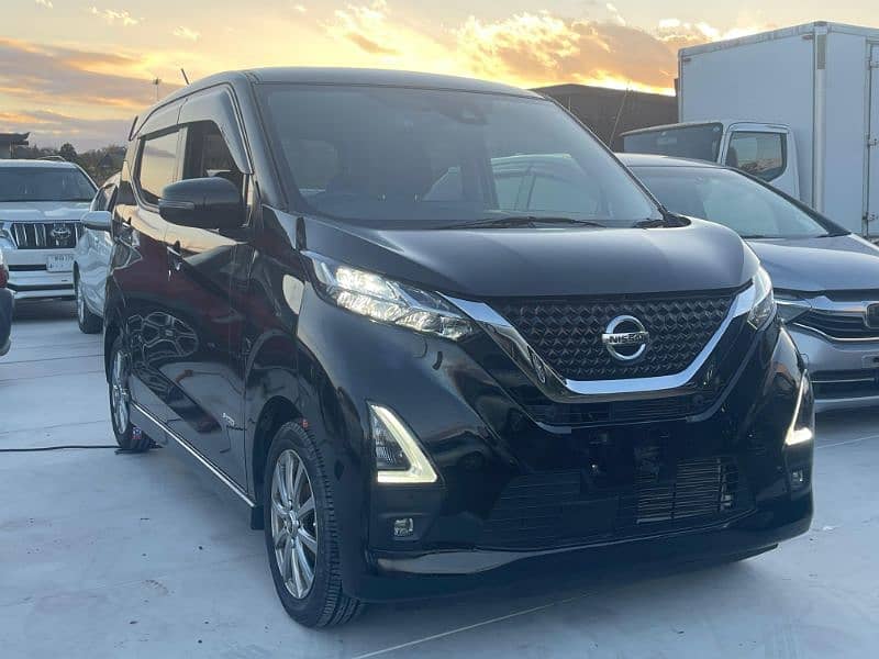 Nissan Dayz Highway Star 2022 /2025 11