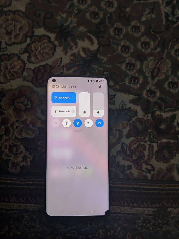 ONE PLUS 9 PRO (FRONT AND BACK LITTLE CRACKED] 4