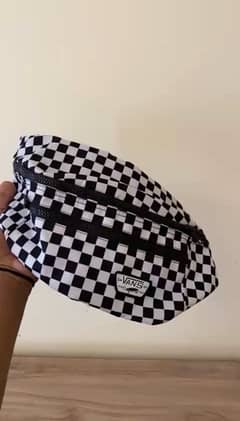 VANS FANNY PACK / WAIST BAG / CROSSBODY BAG