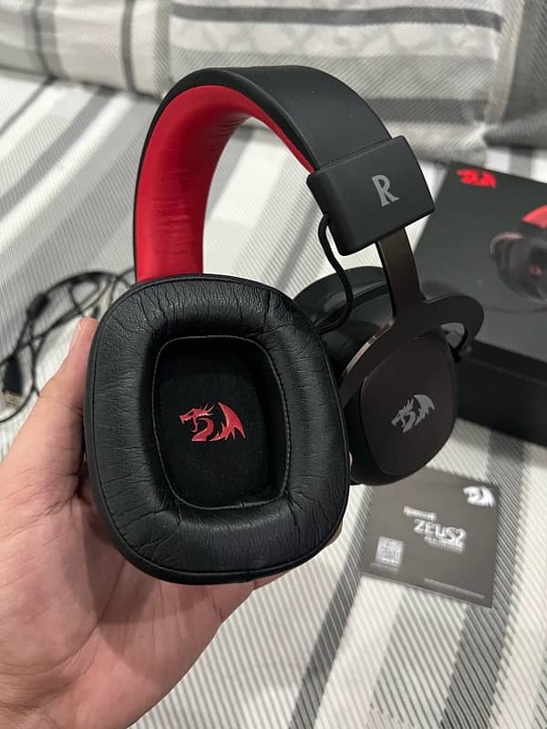 REDRAGON H510-1 ZEUS 2 WIRED GAMING HEADSET 5