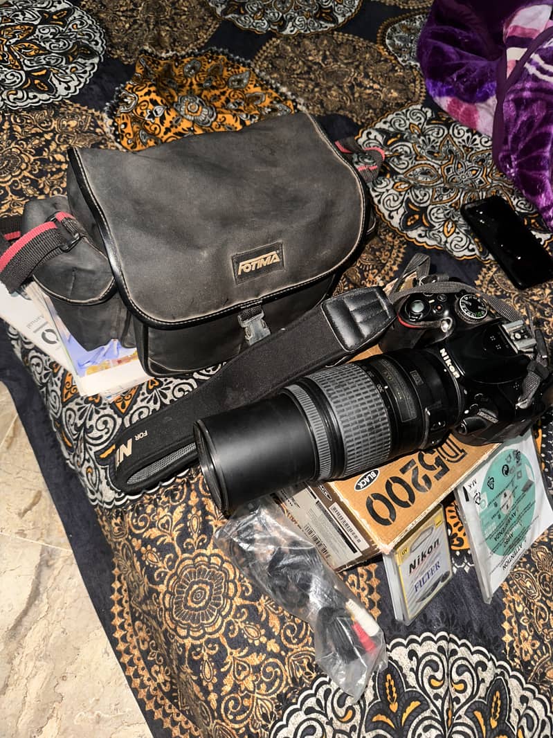 Nikon 5200D With Box and VR 55-300mm Lens 3