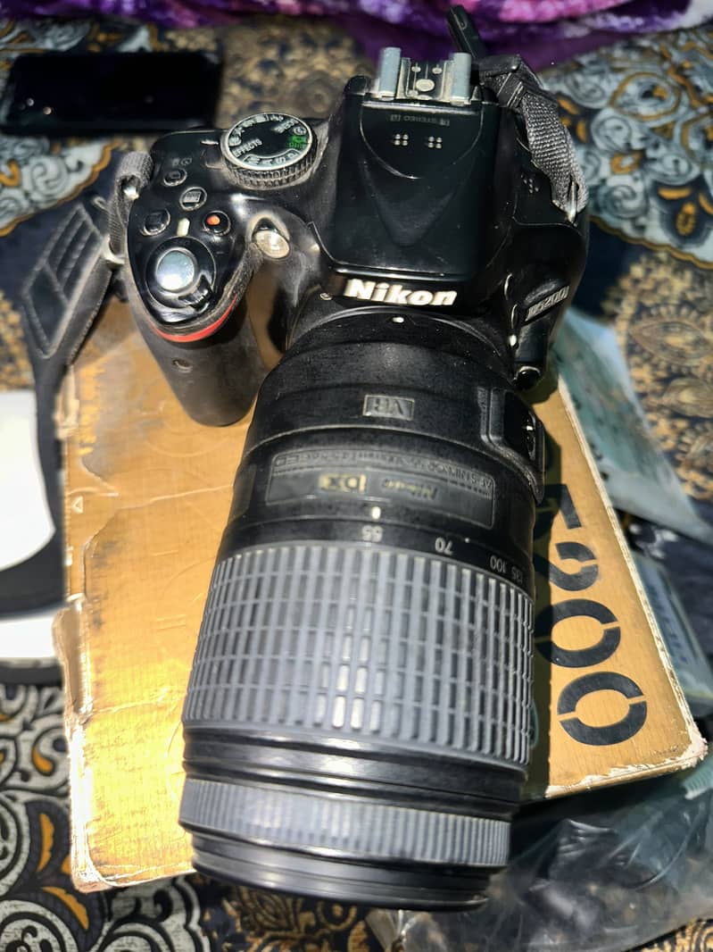 Nikon 5200D With Box and VR 55-300mm Lens 6