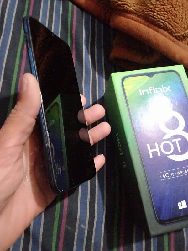 infinix hot 8 1