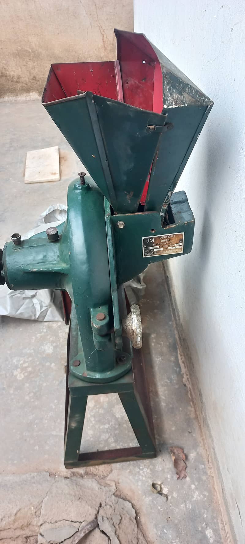 CHINA CHAKKI ATTA MACHINE with motor 1