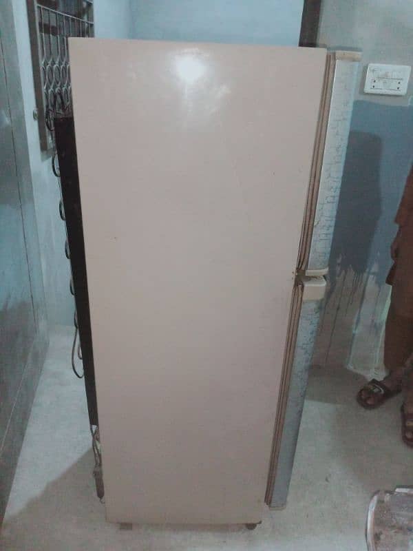 Fridge for sale (Dawlance) 5