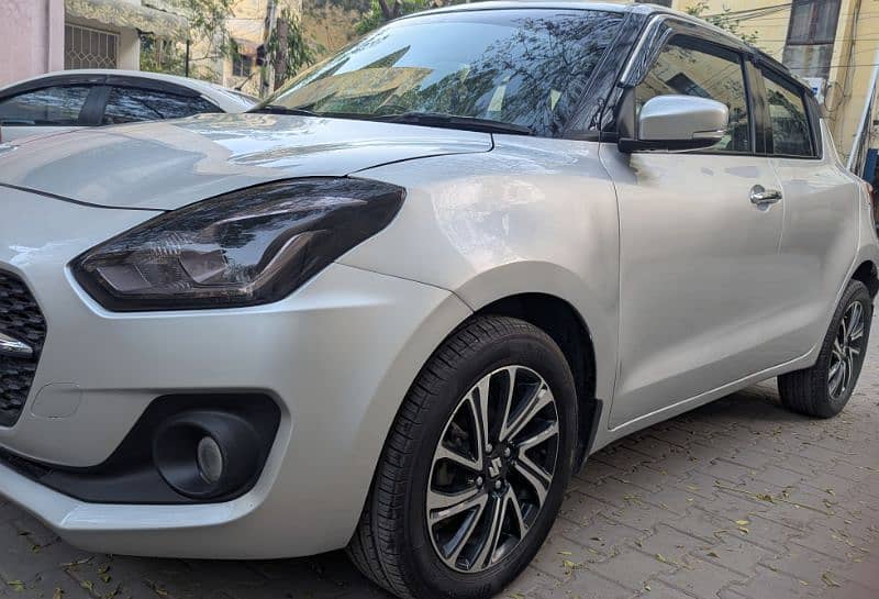 Suzuki swift GLX CVT top of the line 2