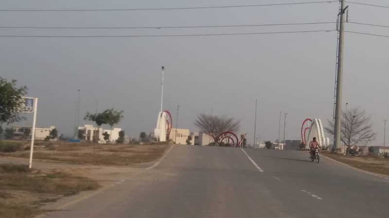 1 Kanal Plot for sale in DHA Phase 8- Z- 1, IVY Green , Lahore 5