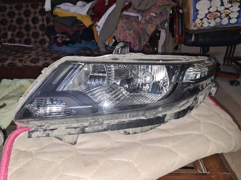 honda city 2009-2021 front headlight geniune set 3