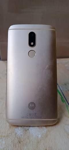 Motorola Moto M