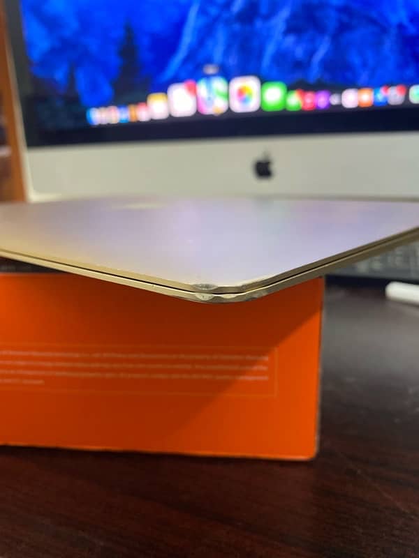 MacBook 2015 12 inch Retina 8gb 256gb 3