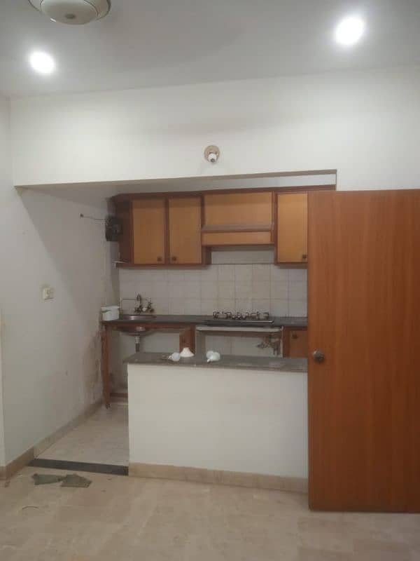 rent flat 03212993966 5