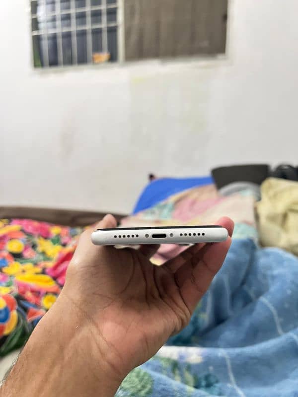 Iphone XR 64gb non PTA JV 4