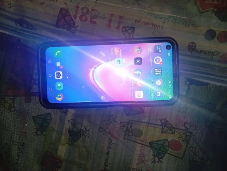 Tecno spark 5 pro 4