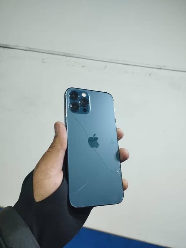 i phone 12 pro 128GB factory unlock read add plzz 1