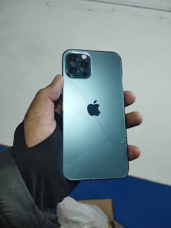 i phone 12 pro 128GB factory unlock read add plzz 3