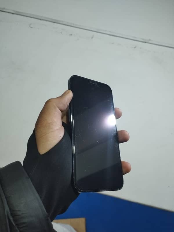 i phone 12 pro 128GB factory unlock read add plzz 5