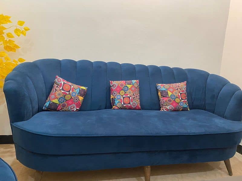 Sofa set 0