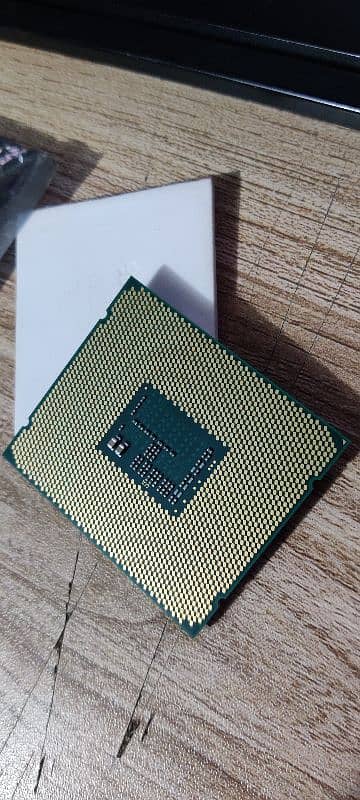 Intel Xeon E5 1620 V3 Processor 4