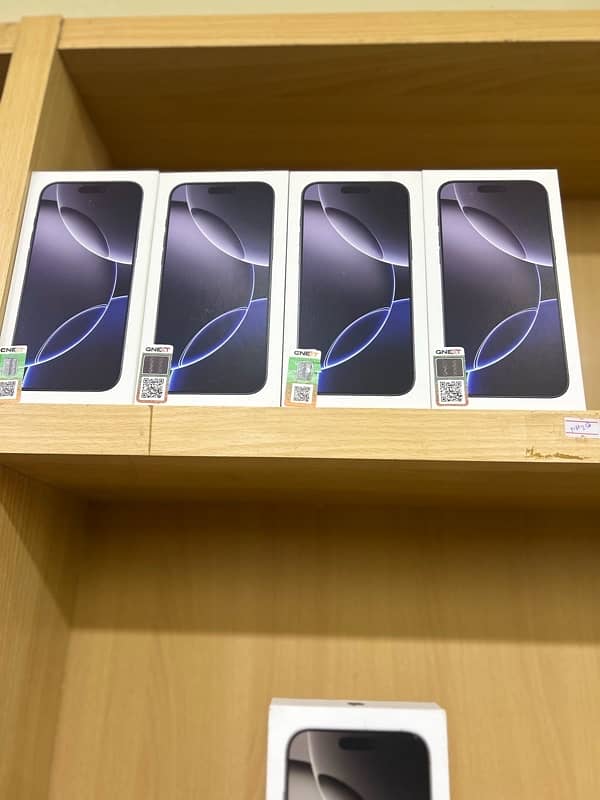 IPHONES STOCK AVAILABLE 1