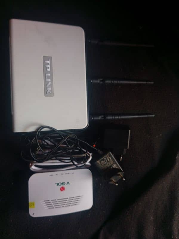 TP Link Router and V. sol ONU with Chargers and cables 0