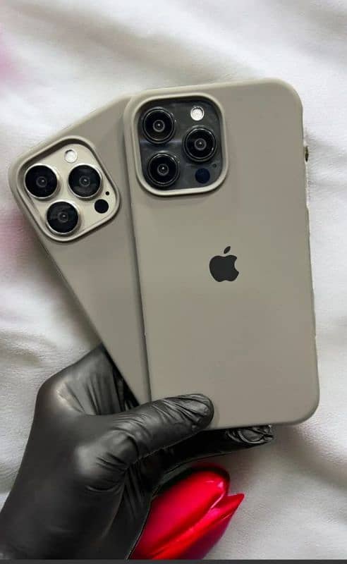 IPHONE COVER PROTECTOR AVAILABLE 4