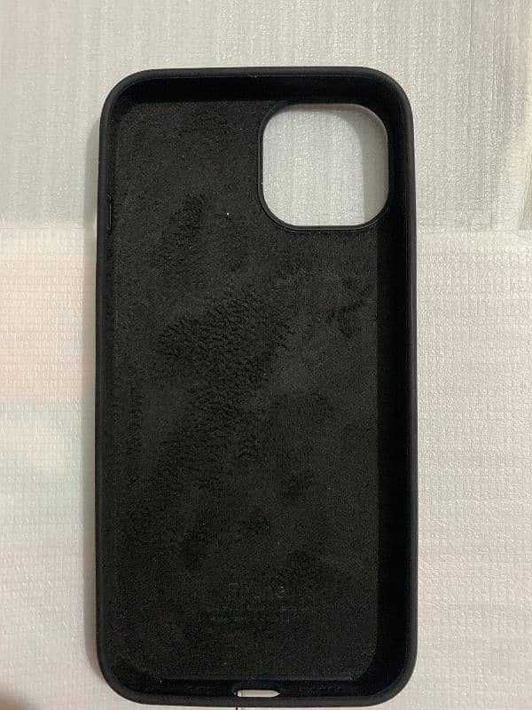 IPHONE COVER PROTECTOR AVAILABLE 12