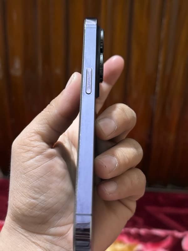 iphone 14 pro jv 1TB with box 6