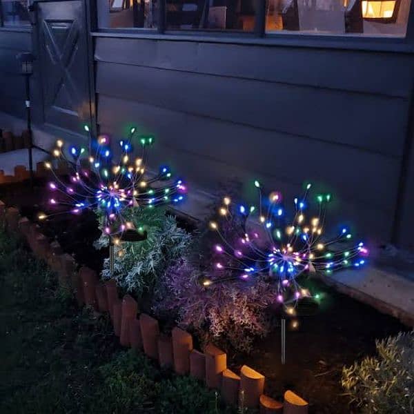 solar garden lights 1