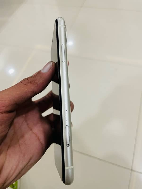 iphone 11 pta approved 64gb 4