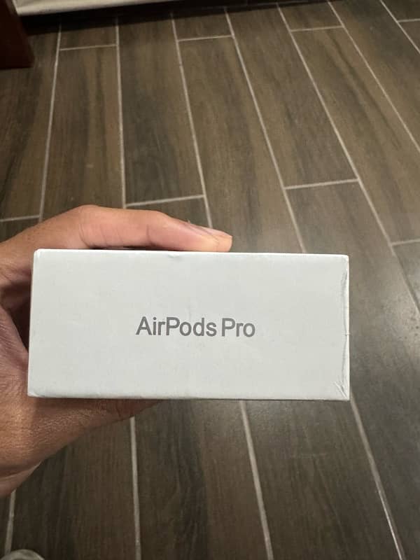 Apple Original Airpods 2nd generation 2