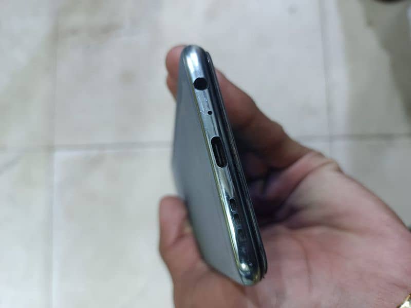 OPPO Reno 6  8GB 128GB Completely Saman condition 10by8 4