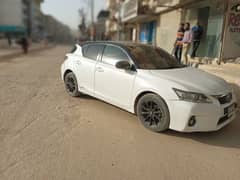 Lexus CT200h 2011