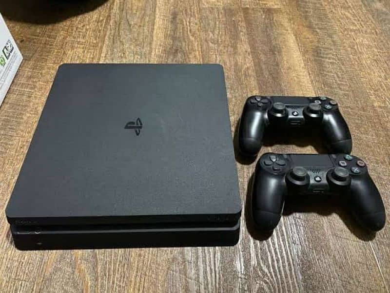 PS4 Slim, 3TB, 2 controller, 50+games, Chip jailbreak 1