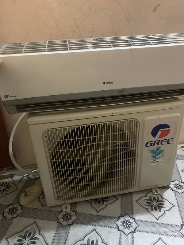 Gree 1 ton Dc inverter Ac For sale 0