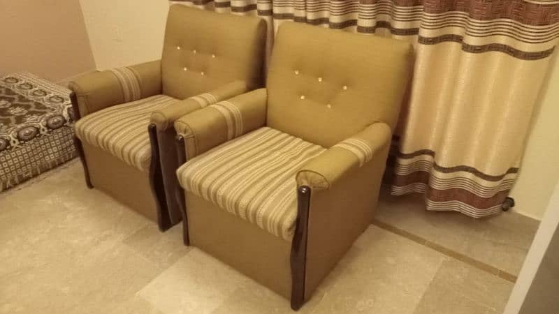 Teak Wood 5 Seater Sofa Set With Tables 4