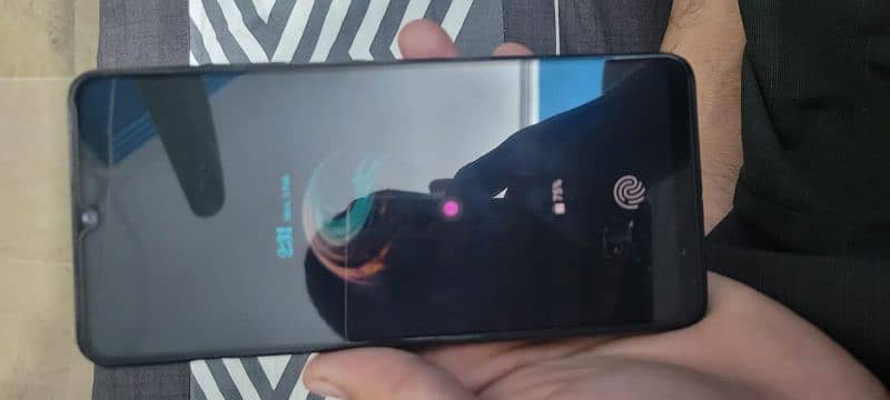 urgent sale samsung a32 6/128 with box 0