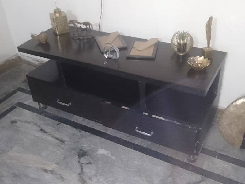 bedroom and lounge furniture for urgent sale 2