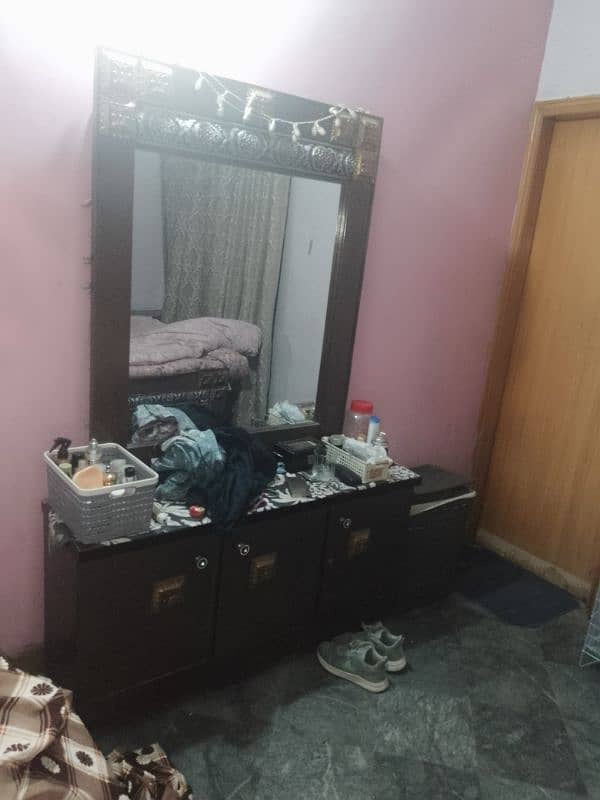 bedroom and lounge furniture for urgent sale 7