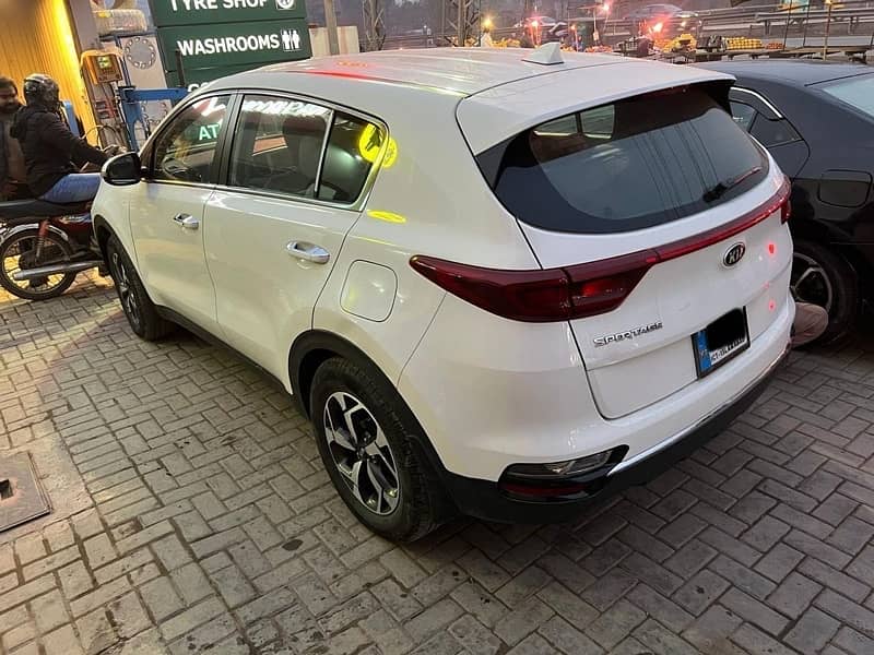 KIA Sportage 2021 1