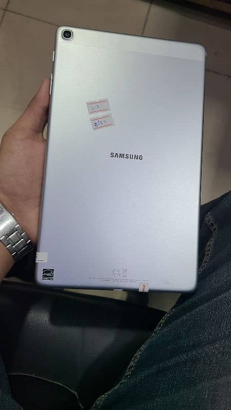 Android tablet. Samsung Lenovo amazon TCL 5