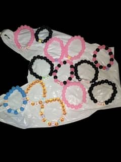 bracelet for girls made with glass Beads