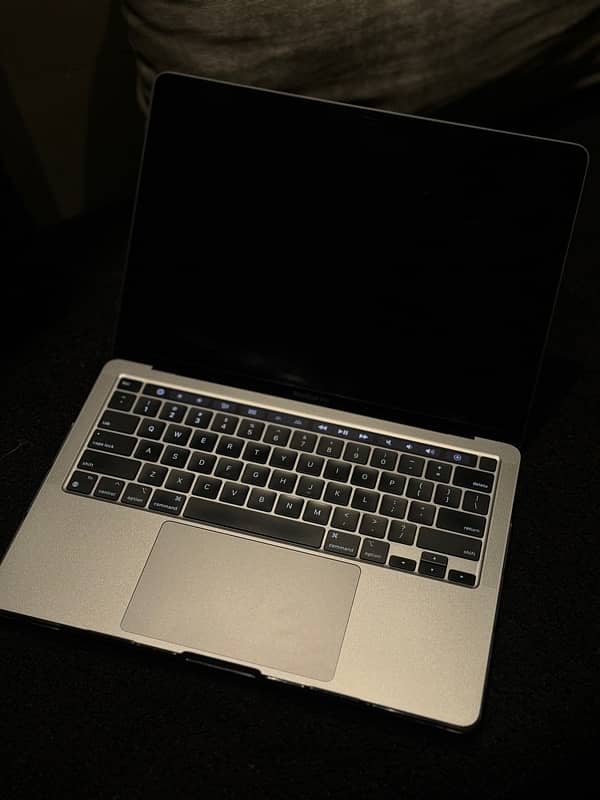 MacBook Pro 2020 M1 | 8GB RAM | 256GB SSD 2