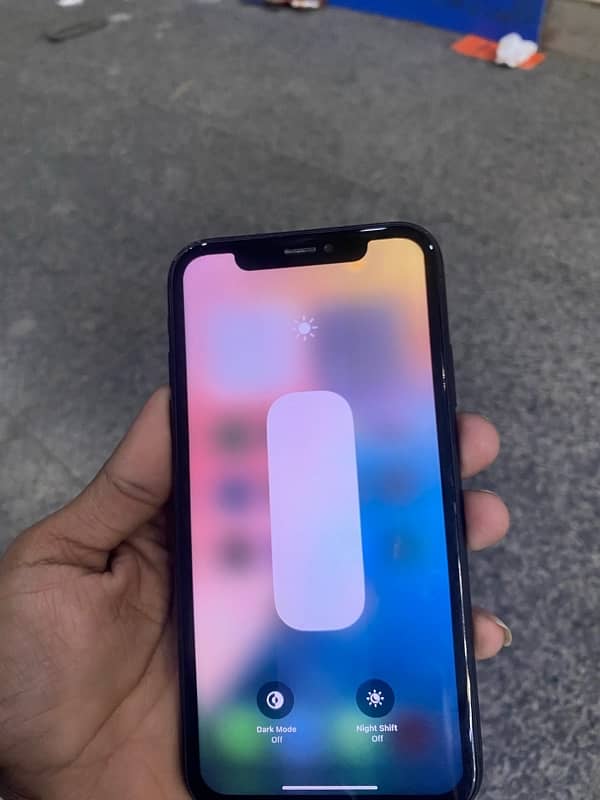 IPHONE XR factory unlock 0