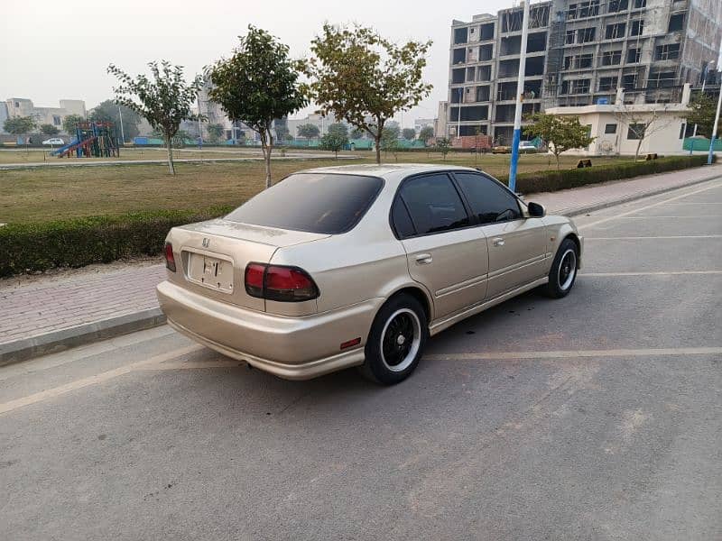 Honda Civic VTi 1998 3