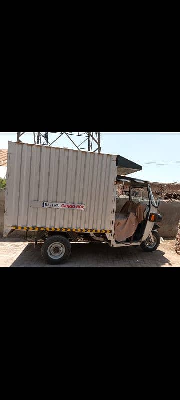 Tez raftar cargo box 220 cc cng 1