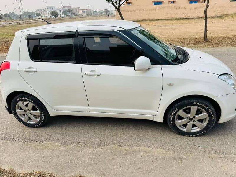 Suzuki Swift DLX 2017 model regstrd 2018 2