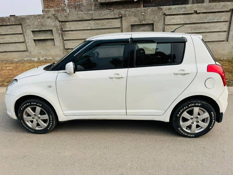 Suzuki Swift DLX 2017 model regstrd 2018 3